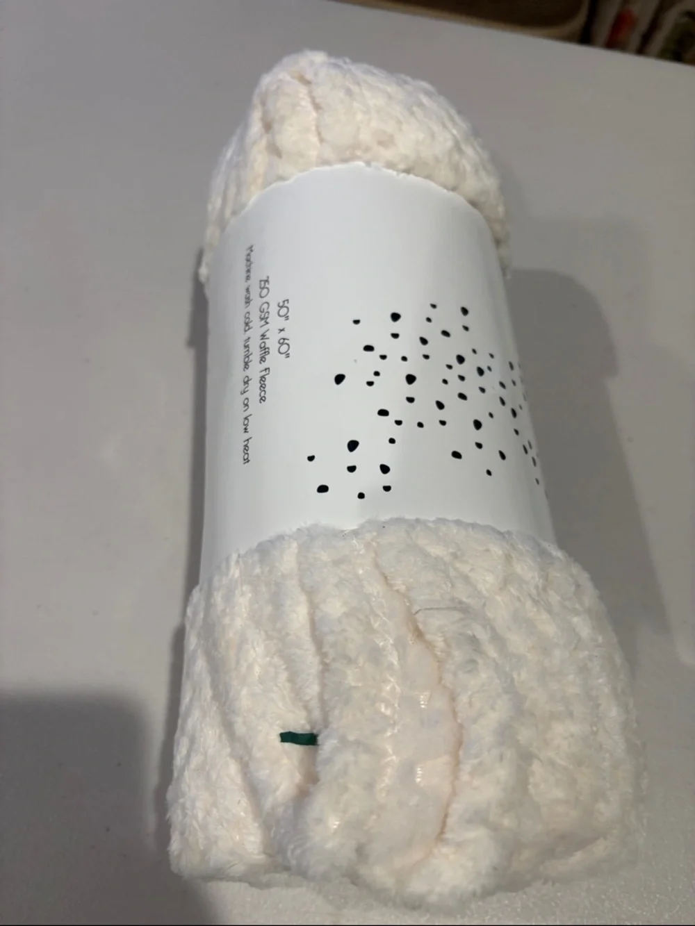 Balm Box - Cream Plush Throw Blanket - Soft Cozy Throw.  waffle fleece NWT